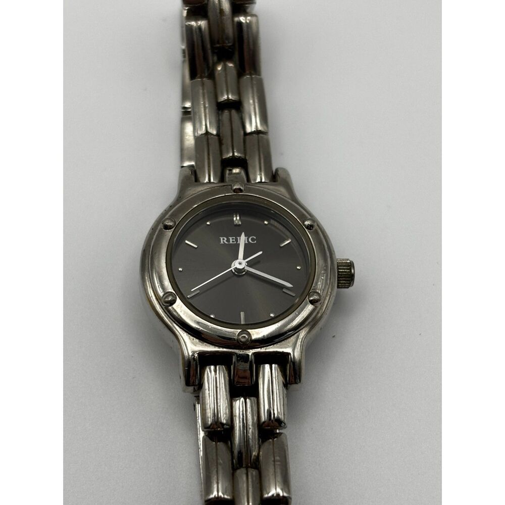 Relic ZR33116 quartz silver bracelet women's watch, working